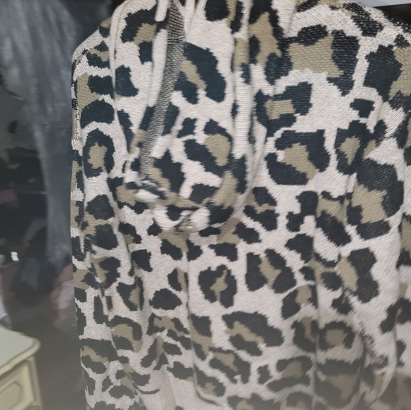 Generation Love Hoodie - Picture 2 of 3